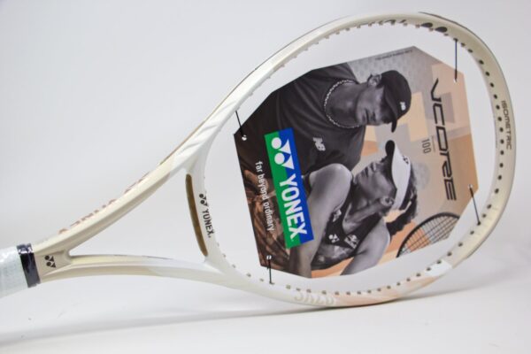 YONEX RAQUETA 07VCORE 100 SANDBEIGE G3 - 10.6oz PRO